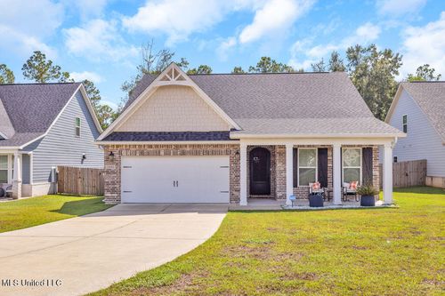 10604 Wren Grv, Gulfport, MS, 39503-1004 | Card Image