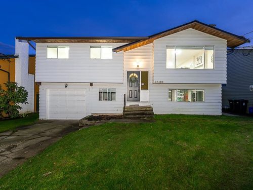 26490 28b Ave, Aldergrove, BC, V4W3B1 | Card Image
