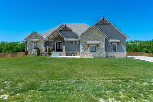 7115 Suzanne St, Derby, KS, 67037-4073 | Card Image