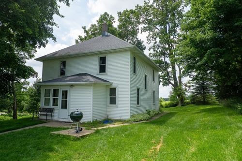 13338 Dobbs Rd, Darlington, WI, 53530-9497 | Card Image