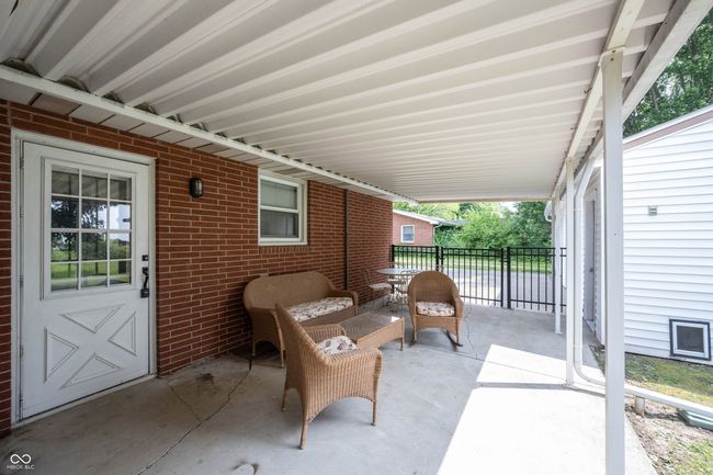 9461 N County Road 800 W, House other with 3 bedrooms, 2 bathrooms and null parking in Middletown IN | Image 53