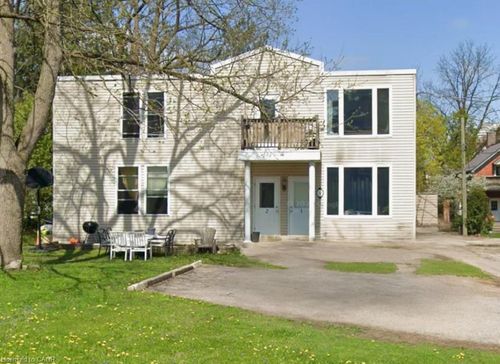 74 William St W, Waterloo, ON, N2L1J7 | Card Image