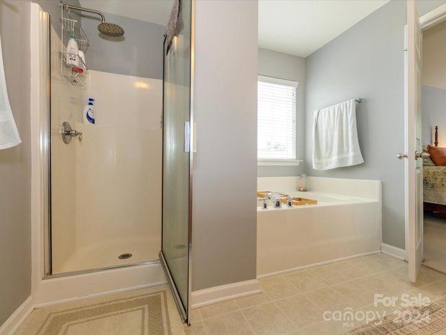 2022 Sugarbush Dr, House other with 3 bedrooms, 3 bathrooms and null parking in Charlotte NC | Image 36