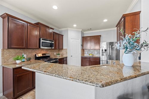 2406 Scarlet View Ln, Fresno, TX, 77545-2119 | Card Image