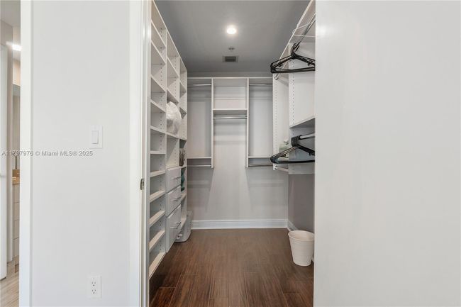 APT-521 - 550 Okeechobee Blvd, Condo with 1 bedrooms, 1 bathrooms and null parking in West Palm Beach FL | Image 13