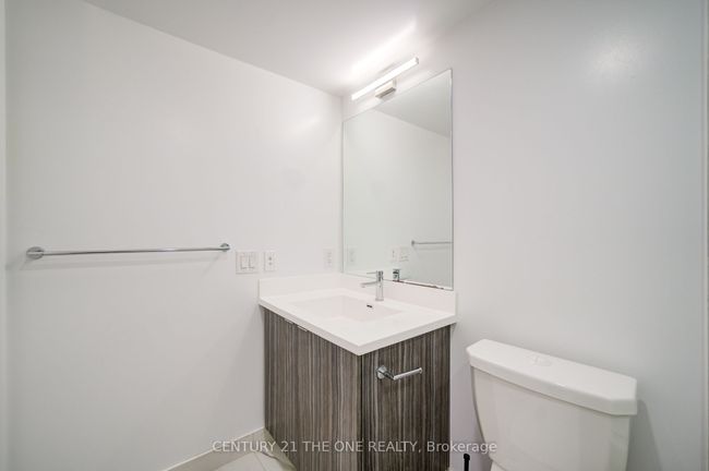 1506 - 219 Dundas St E, Condo with 2 bedrooms, 1 bathrooms and null parking in Toronto ON | Image 22