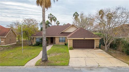 212 Ohara Dr, Pharr, TX, 78577-6800 | Card Image