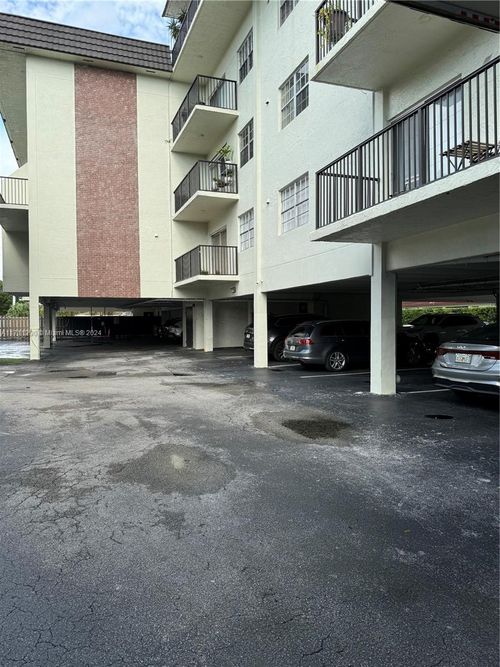 209-5731 Nw 37th St, Virginia Gardens, FL, 33166 | Card Image