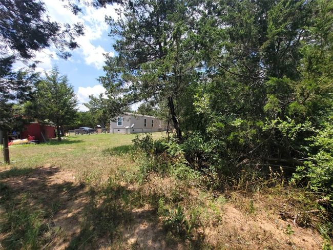 566 Herron Trl, House other with 2 bedrooms, 2 bathrooms and 10 parking in McDade TX | Image 22