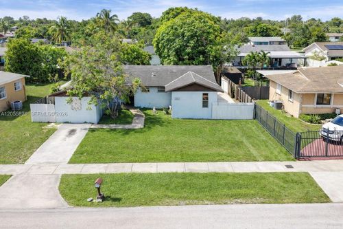 10221 Sw 169th St, Miami, FL, 33157-4221 | Card Image