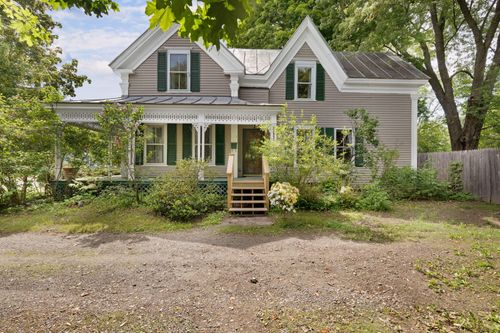 7 Bean St, Madison, ME, 04950-1201 | Card Image