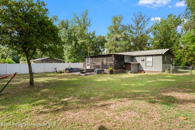 8732 County Road 647, House other with 3 bedrooms, 1 bathrooms and null parking in Bushnell FL | Image 43