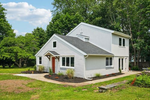10 De Clark Pl, Nanuet, NY, 10954-3423 | Card Image