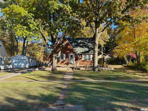 290 Finley St, Jacksonville, IL, 62650-1722 | Card Image