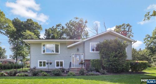 18 Starlight Road, Jefferson Township, NJ, 07438 | Card Image