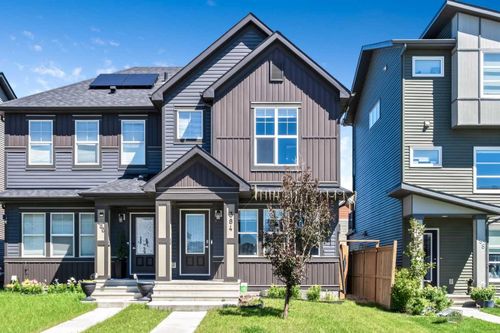 384 Chinook Gate Close Sw, Airdrie, AB, T4B4V3 | Card Image