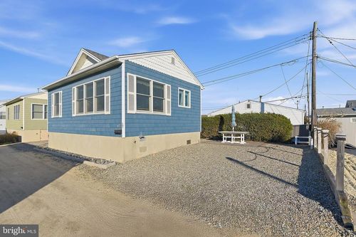 102 W Pompano Way, Lavallette, NJ, 08735-1238 | Card Image