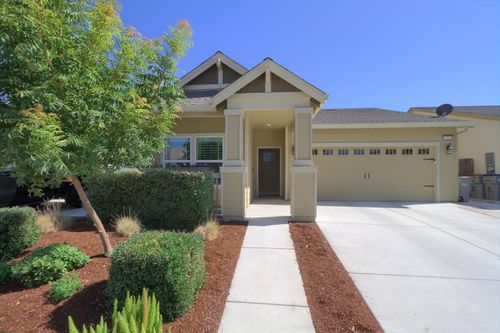 1356 Molly Ave, Woodland, CA, 95776-6403 | Card Image