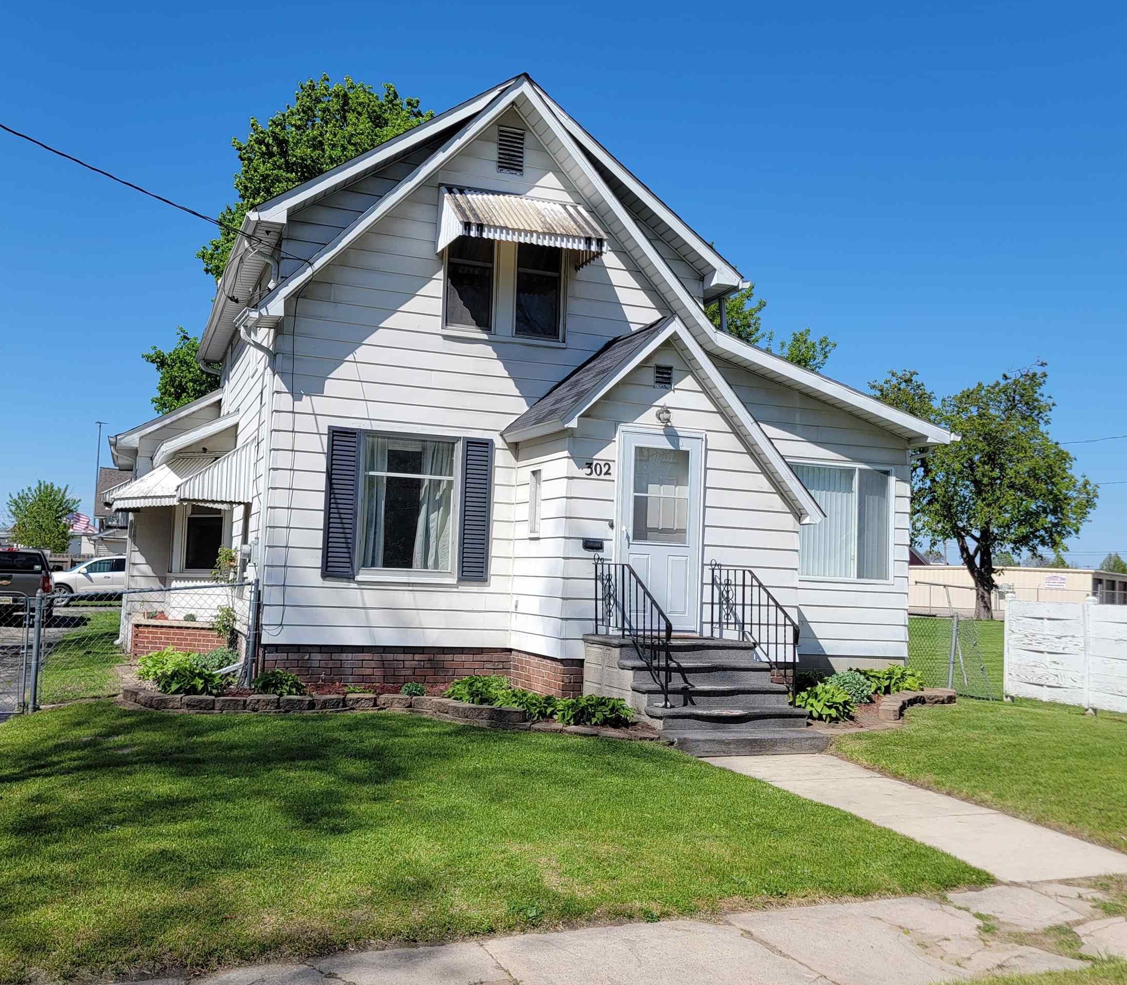 Johnson St, Clio, MI 48420