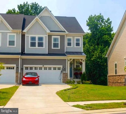 1904 Waters Landing Dr, Essex, MD, 21221-2174 | Card Image