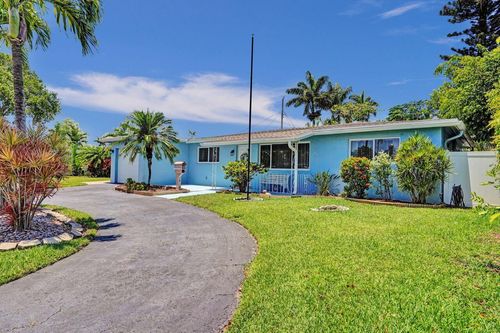 913 Se 16th Pl, Deerfield Beach, FL, 33441-7432 | Card Image
