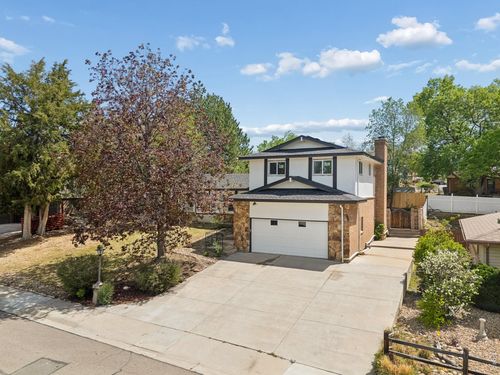 12 Baylor Dr, Longmont, CO, 80503-2111 | Card Image