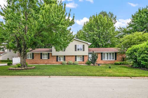 160 Nottingham Ln, Bourbonnais, IL, 60914-1626 | Card Image