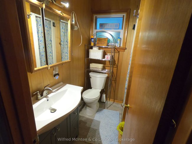 47 Sog Je Wa Sa Dr, House other with 3 bedrooms, 1 bathrooms and 6 parking in Sauble Beach ON | Image 17
