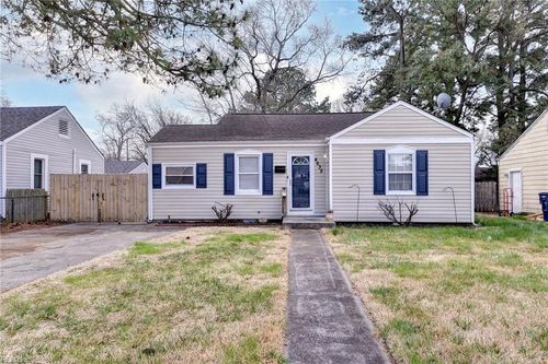 4635 Robin Hood Rd, Norfolk, VA, 23513-3717 | Card Image