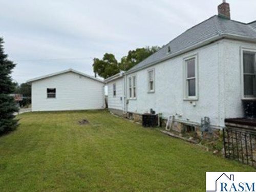 908 N 2nd St, Mankato, MN, 56001-3320 | Card Image