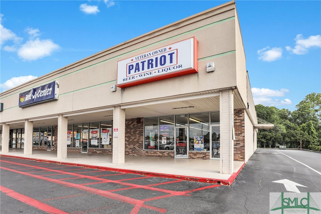 105 W Hendry St, Hinesville, GA 31313