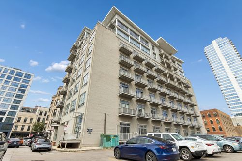 304-770 Gladys Ave, Chicago, IL, 60661-5443 | Card Image
