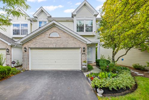 1016 Viewpoint Dr, Lake In The Hills, IL, 60156-4913 | Card Image