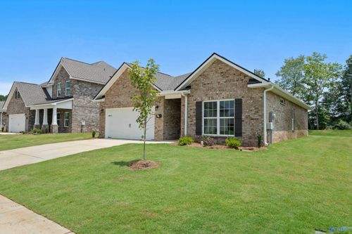 145 Ivy Vine Dr, Toney, AL, 35773-4502 | Card Image
