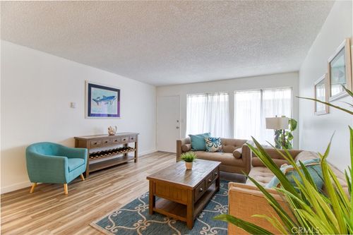 307-5500 Ackerfield Ave, Long Beach, CA, 90805-4941 | Card Image