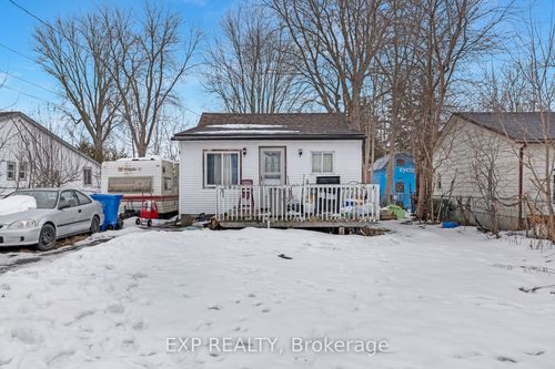 765 Sedore Ave, Willow Beach, ON, L0E1S0 | Card Image