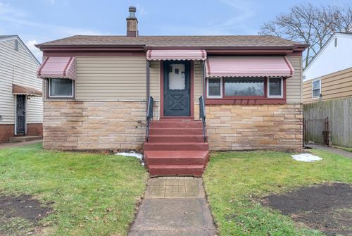 2727 Birch Ave, Whiting, IN, 46394-2142 | Card Image