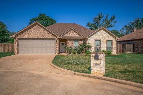 725 Cove Pl, Longview, TX, 75604-5088 | Card Image