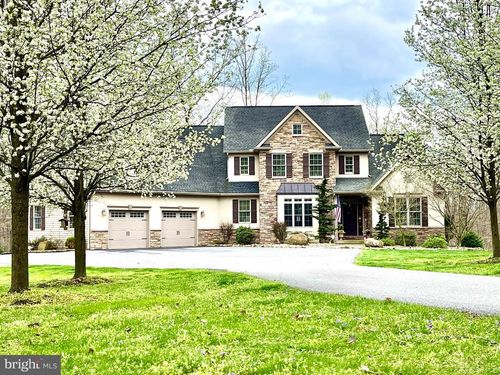 526 Stanley Dr, PALMYRA, PA, 17078-9157 | Card Image