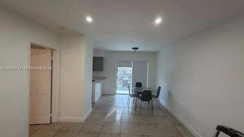 12-2450 Lincoln St, Hollywood, FL, 33020-3996 | Card Image