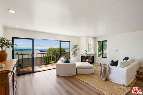 6782 Shearwater Ln, Malibu, CA, 90265-4144 | Card Image