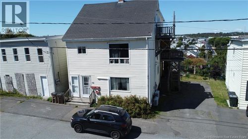 103 Queen St W, Saint John, NB, E2M2C3 | Card Image