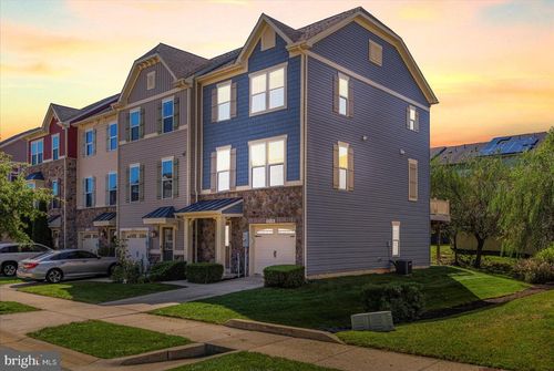 519 Fox River Hills Way, GLEN BURNIE, MD, 21060-8489 | Card Image