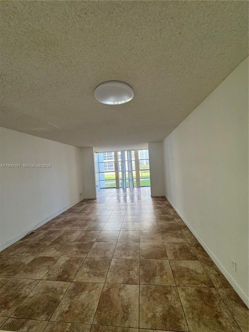 apt-117-851 Three Islands Blvd, Hallandale Beach, FL, 33009-2835 | Card Image
