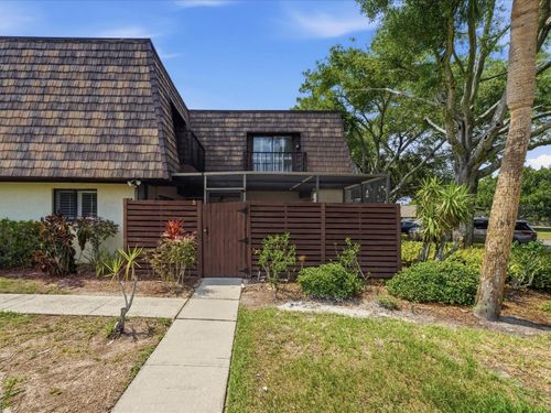 15338-15338 E Pond Woods Dr, Tampa, FL, 33618-1805 | Card Image