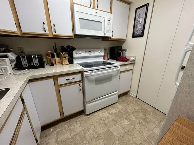 UNIT-1 - 7207 Flagship Dr, Condo with 2 bedrooms, 2 bathrooms and null parking in MADISON WI | Image 4