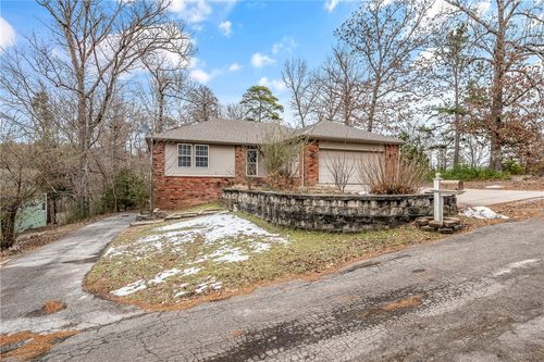 2 Millom Ln, Bella Vista, AR, 72714-1841 | Card Image