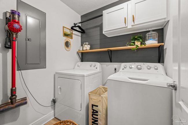 8820 Smiley Ct, House other with 3 bedrooms, 2 bathrooms and 2 parking in Pensacola FL | Image 10