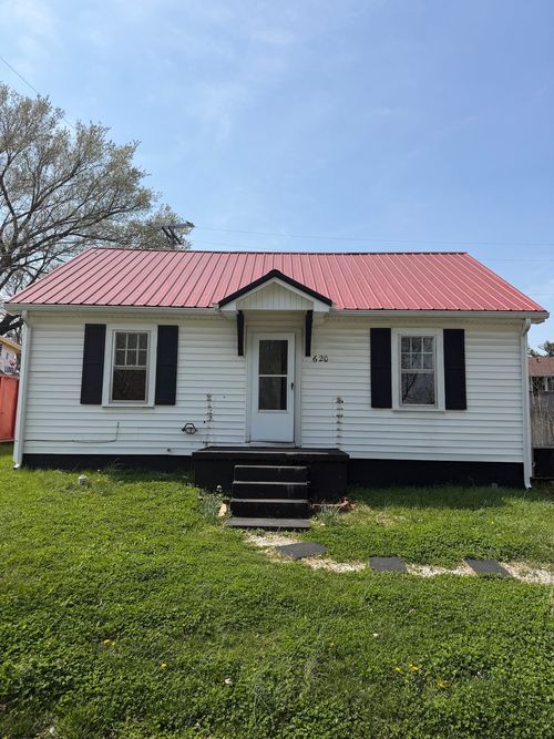620 Elder St, Clarksville, TN, 37040-3756 | Card Image