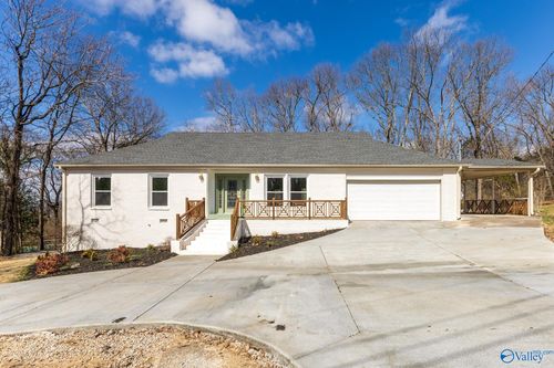 2405 Ne Bankhead Parkway Ne, Huntsville, AL, 35801 | Card Image